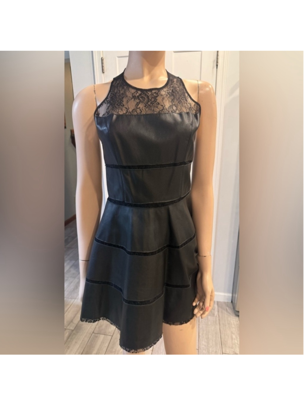 Sachin + Babi Ella Tiered Mini Dress - Picture 4 of 11